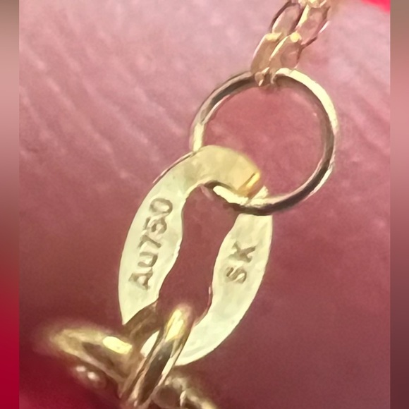 18k Gold Double Chain Interlock Charm Necklace - Picture 5 of 9